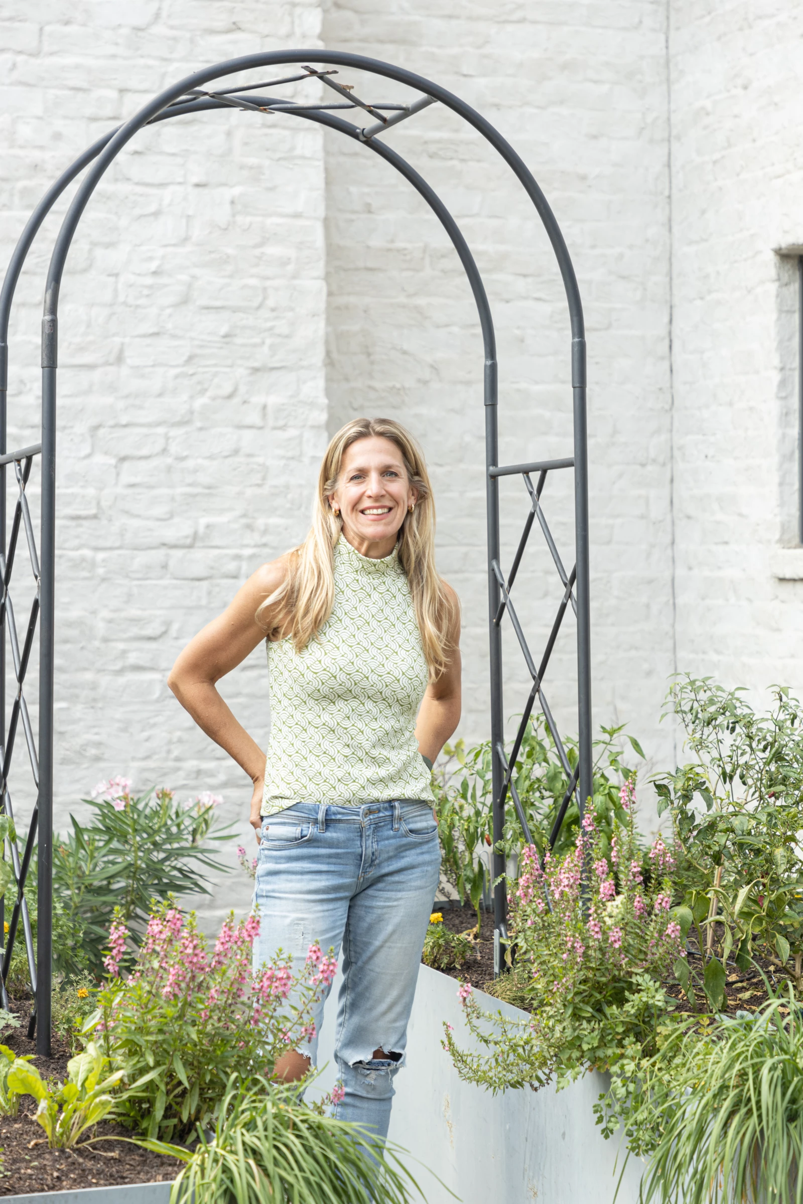 how to make money gardening